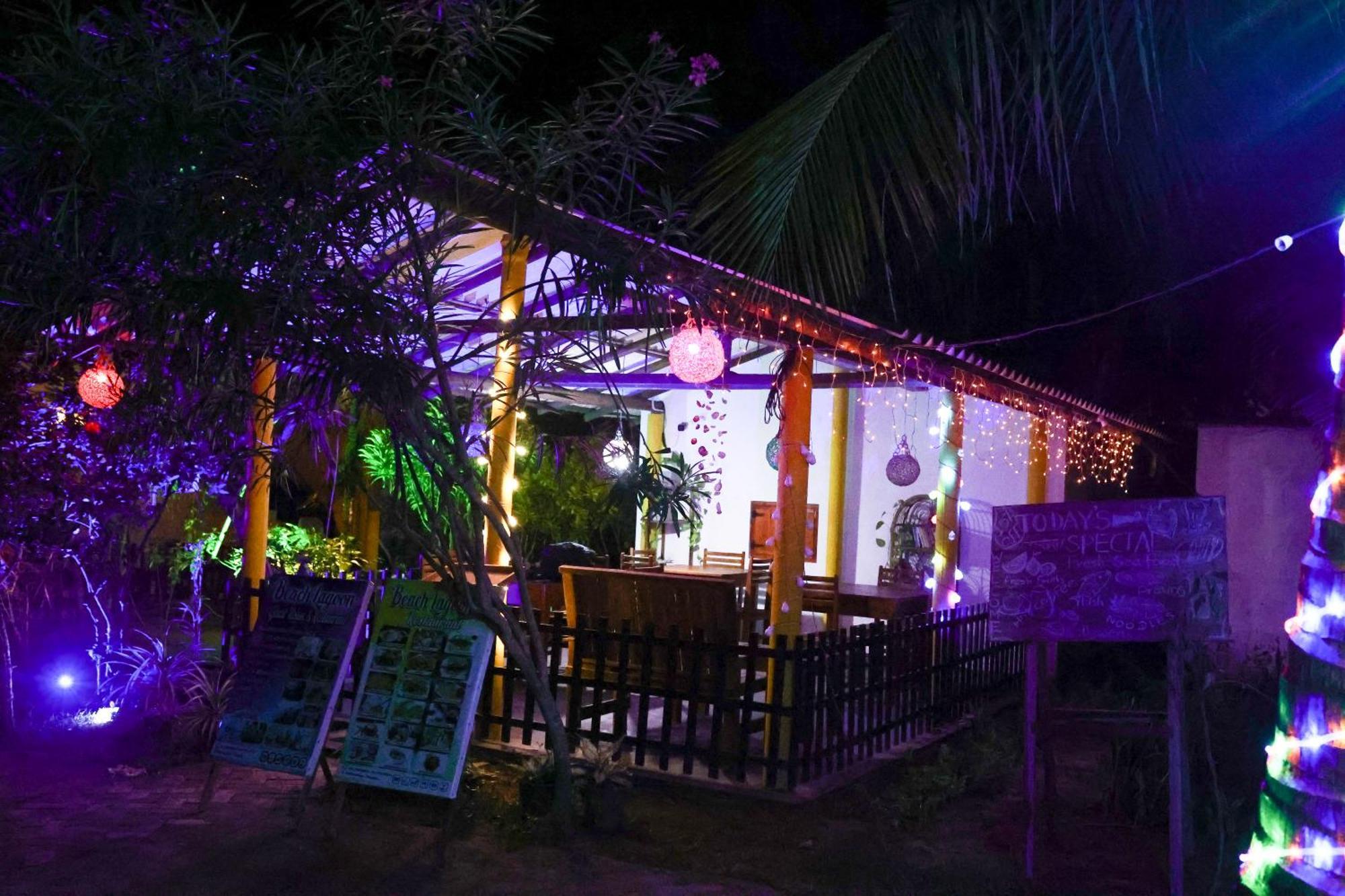Beach Lagoon Guesthouse タンガラ エクステリア 写真